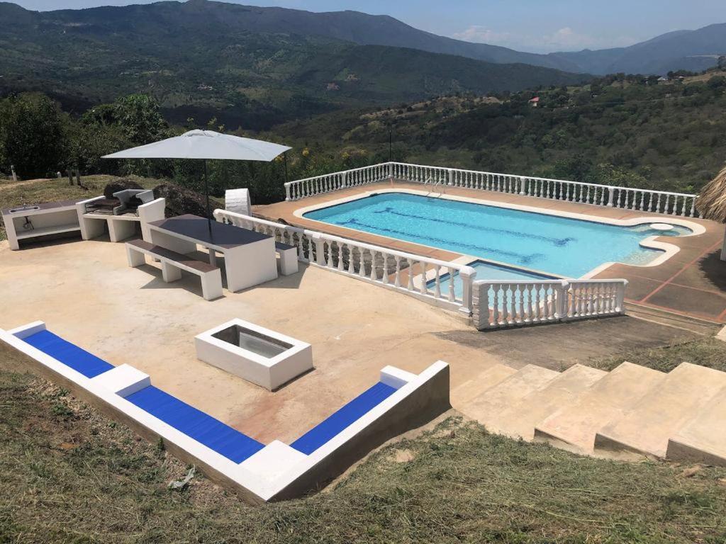 Casa La Felisa Hospedaje Campestre Pandi Cundinamarca Exterior foto